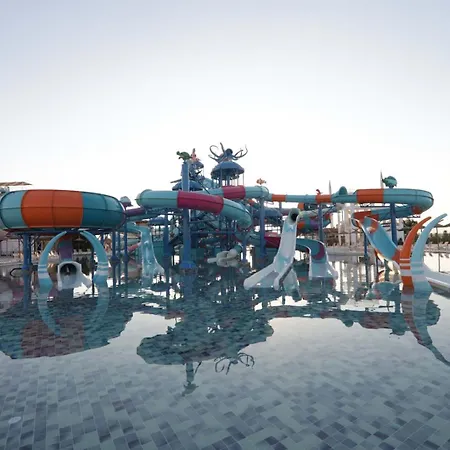 Dream Water World Side